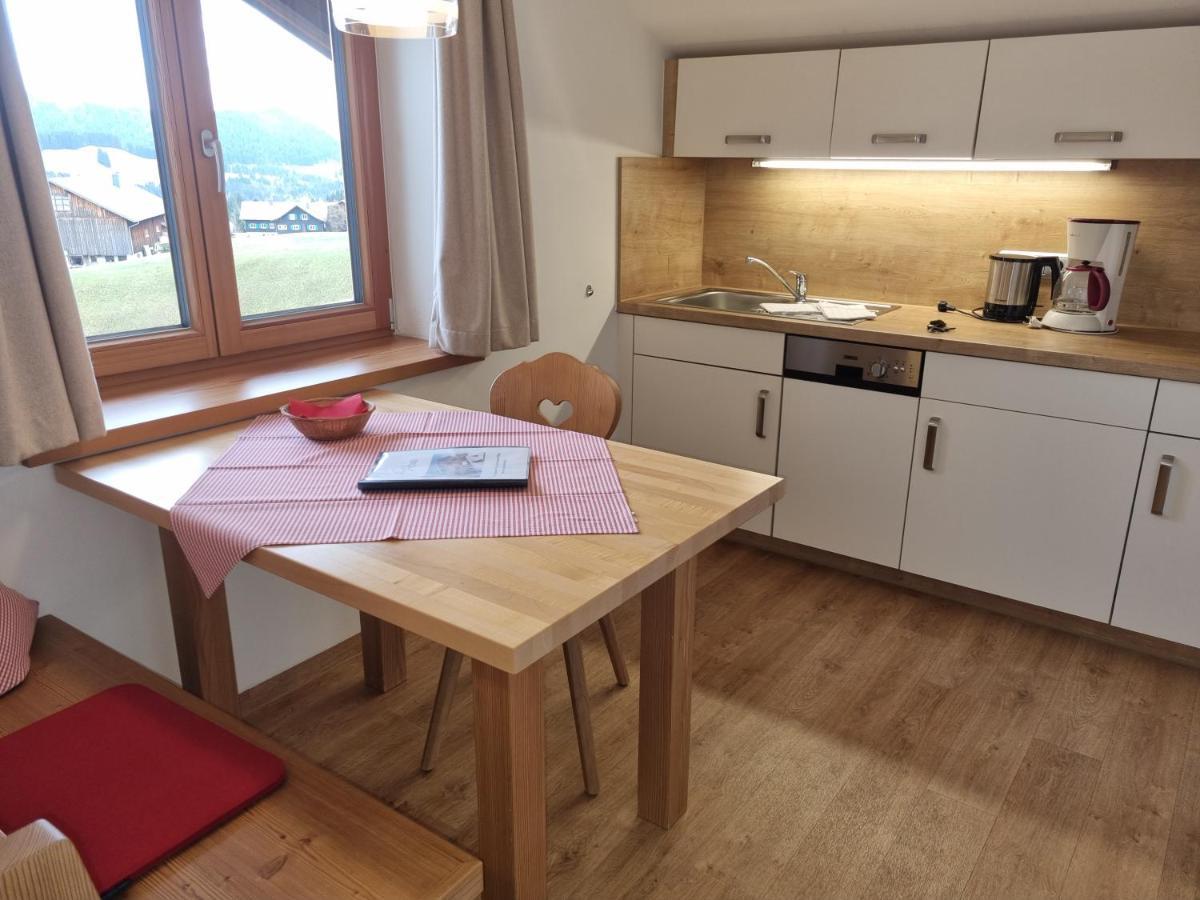 ריצלרן Gaestehaus Alpina חדר תמונה
